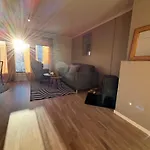 Apartment Midt I Raufoss, Stor Med Hage Raufoss