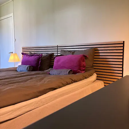 Leilighet Midt I Raufoss, Stor Med Hage