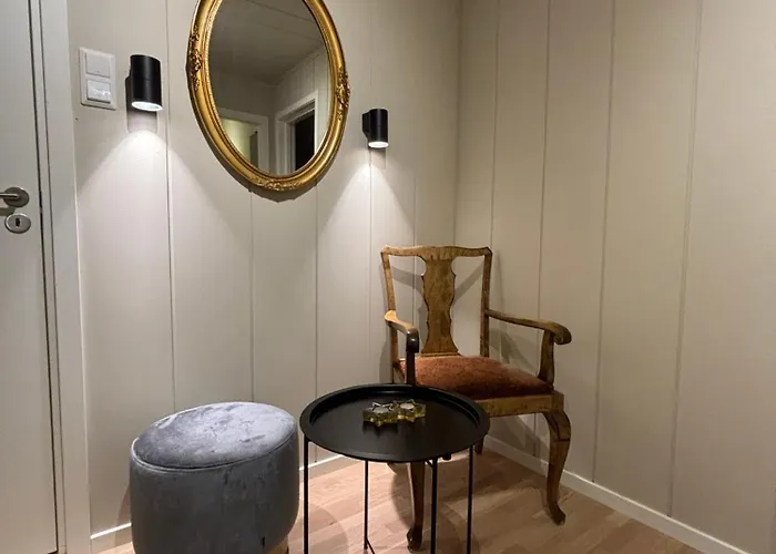 Midt I Raufoss, Stor Med Hage