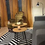 Lejlighed Midt I Raufoss, Stor Med Hage *